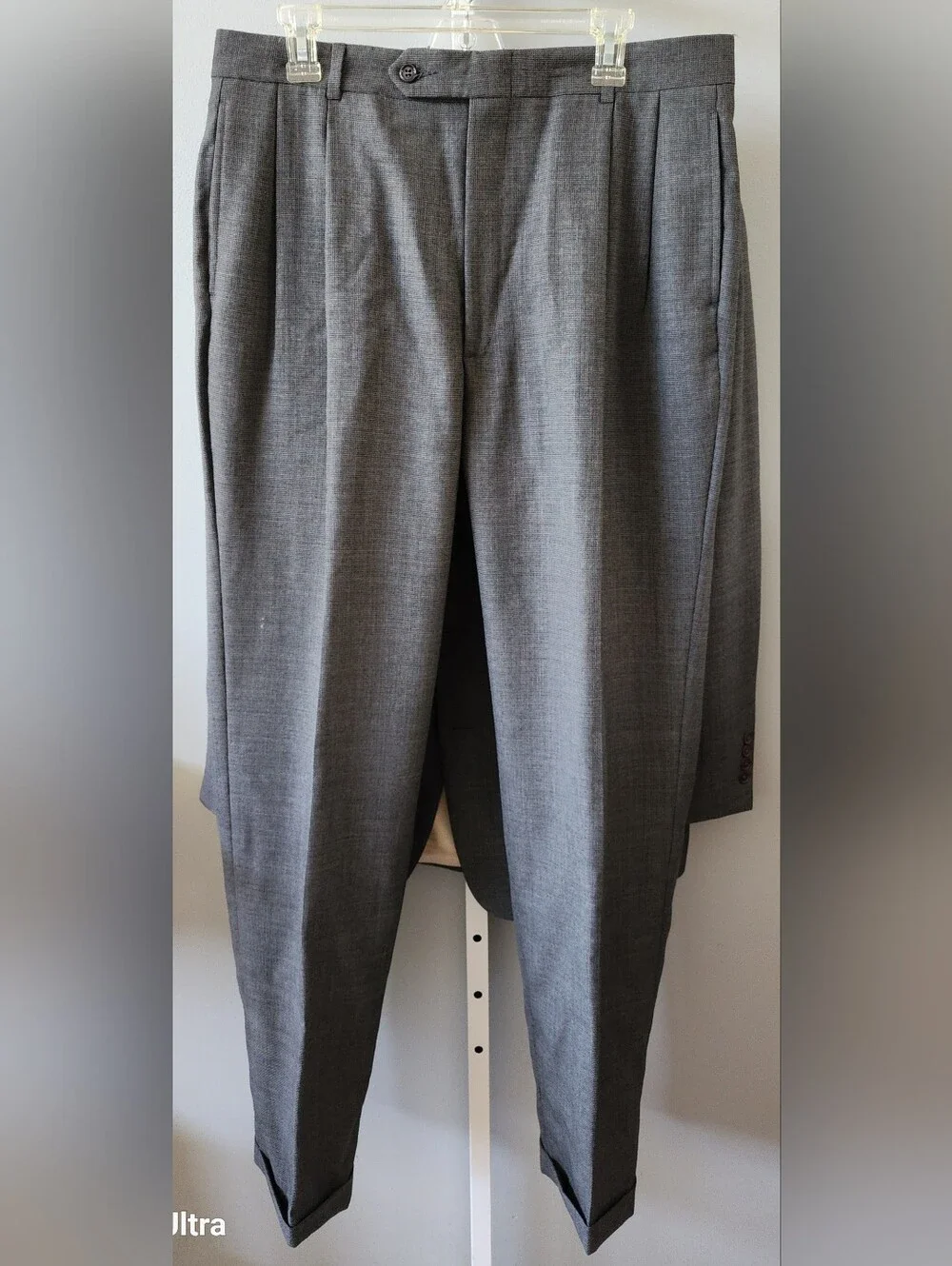 Classic Men's Gray Nautica Two-Piece Suit